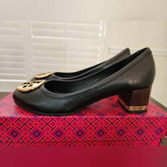 TORY BURCH New Amy Pump SIZE 7.5 - Picture 6 of 7